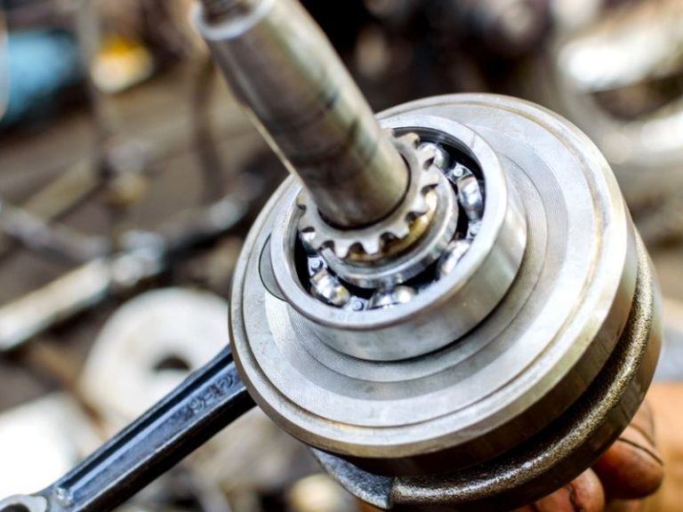 Signs Your Driveshaft Is Failing